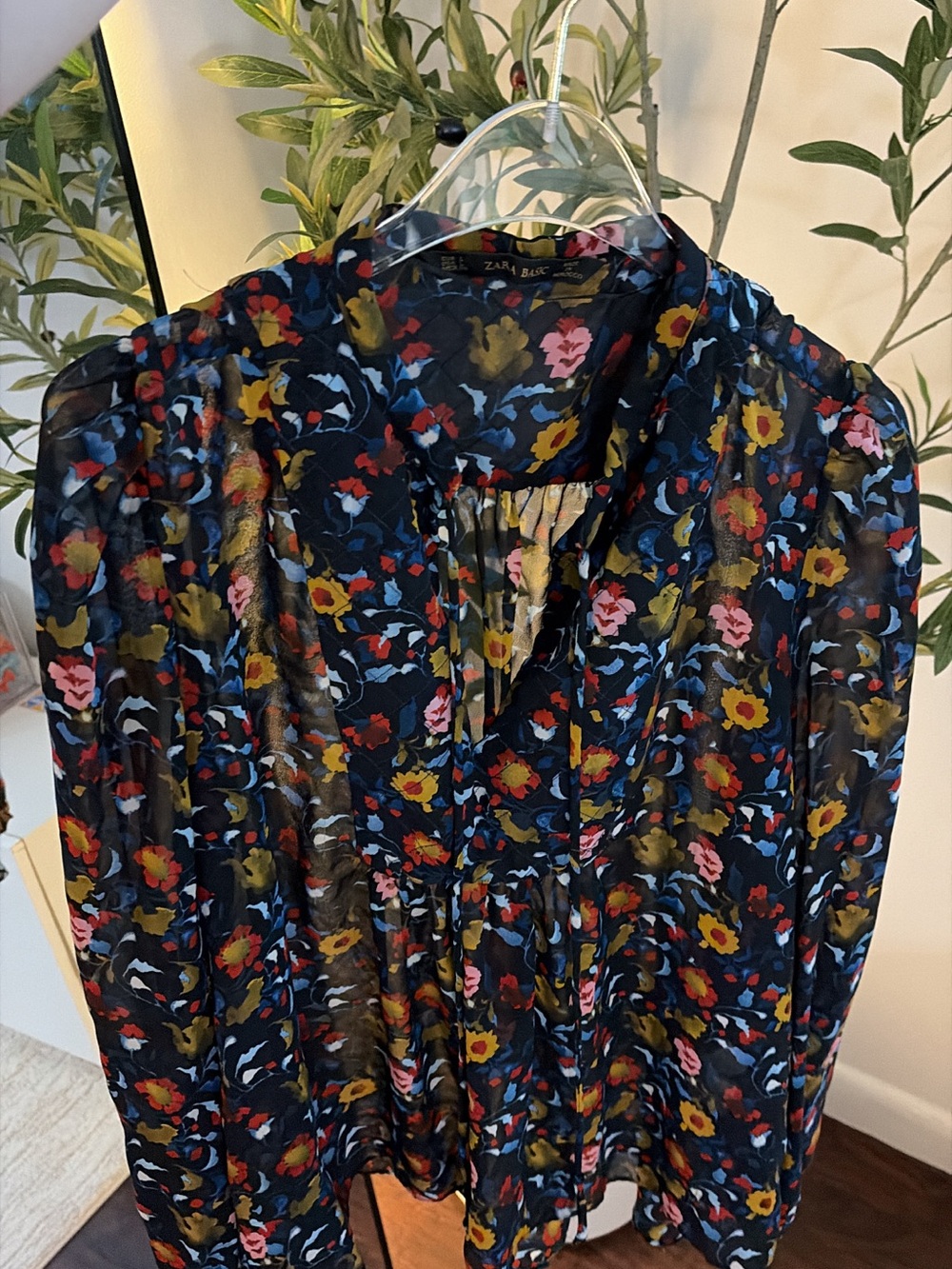 Zara Navy Floral Button-Front Blouse with Multicolor Blooms